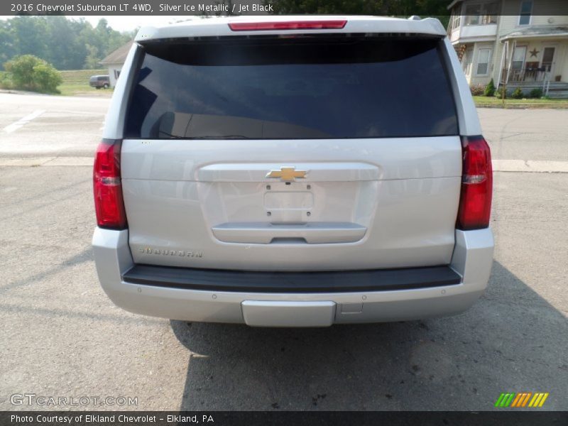 Silver Ice Metallic / Jet Black 2016 Chevrolet Suburban LT 4WD