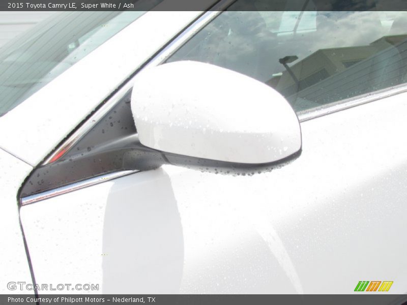 Super White / Ash 2015 Toyota Camry LE