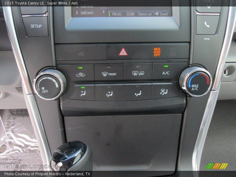 Super White / Ash 2015 Toyota Camry LE