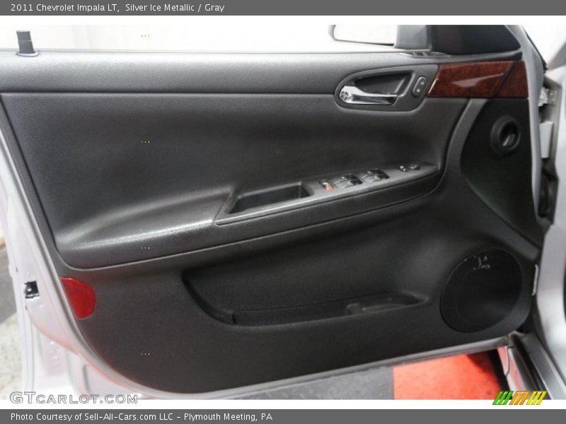 Silver Ice Metallic / Gray 2011 Chevrolet Impala LT