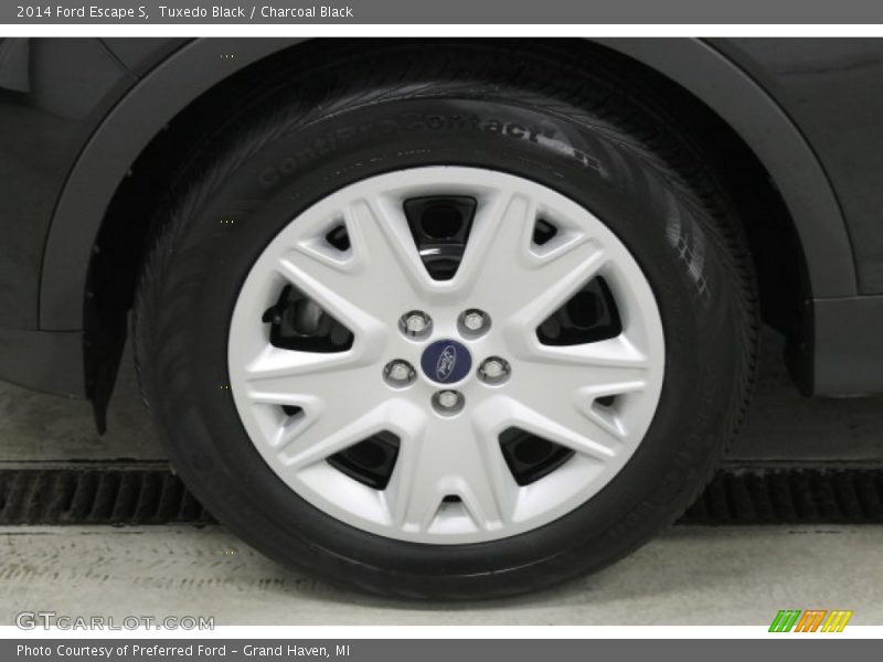 Tuxedo Black / Charcoal Black 2014 Ford Escape S