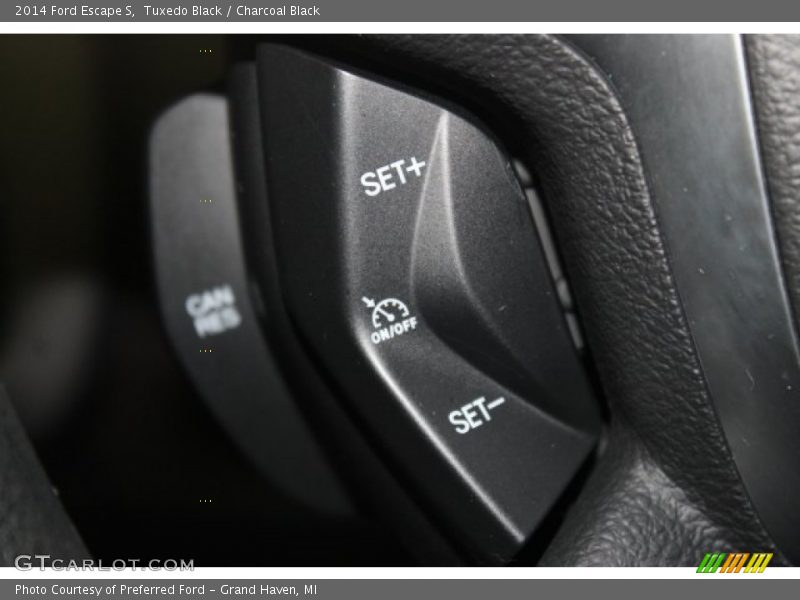 Tuxedo Black / Charcoal Black 2014 Ford Escape S