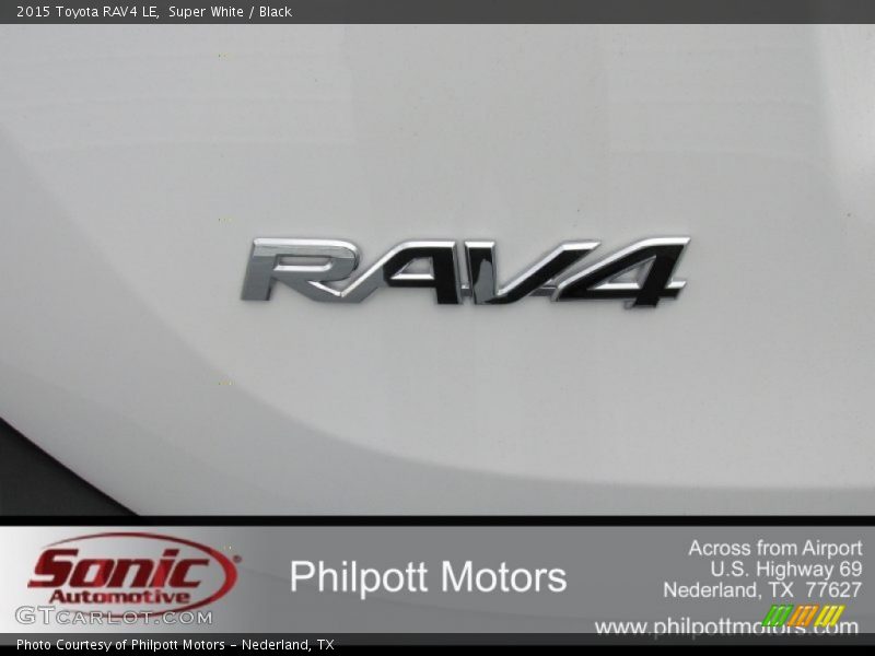 Super White / Black 2015 Toyota RAV4 LE