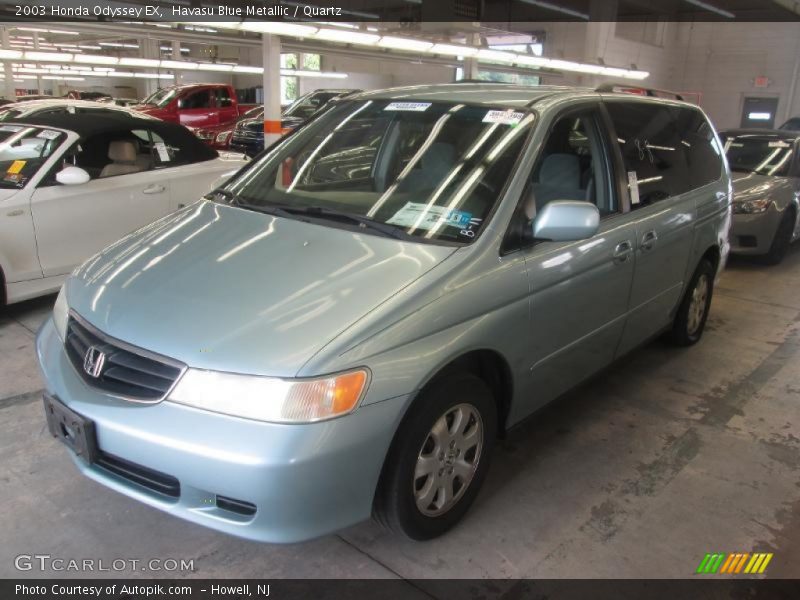 Front 3/4 View of 2003 Odyssey EX