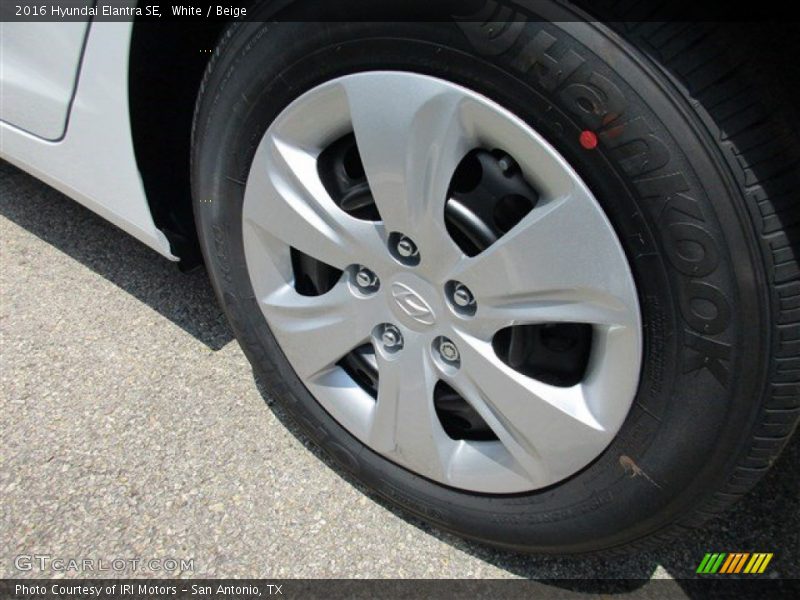 White / Beige 2016 Hyundai Elantra SE
