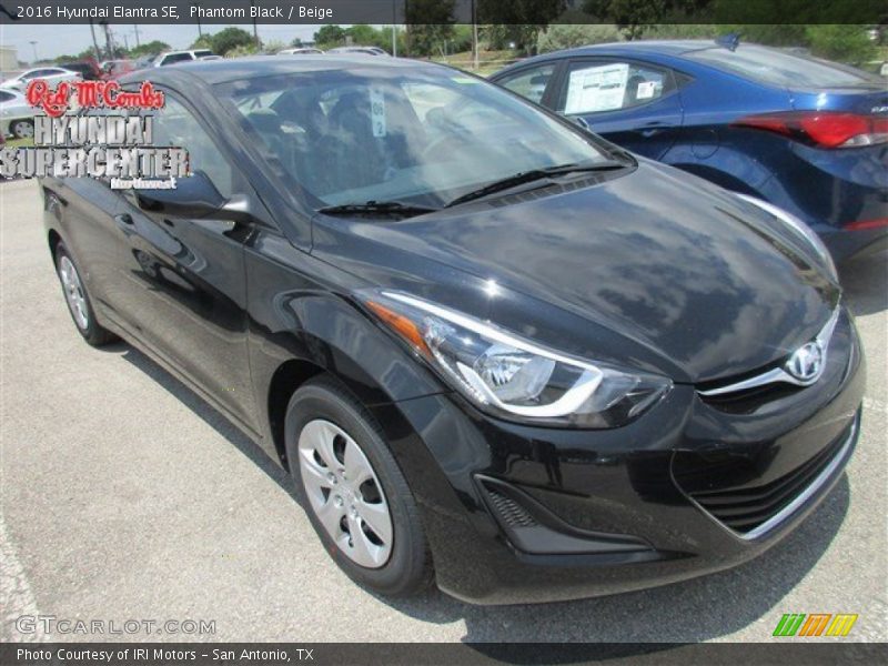 Phantom Black / Beige 2016 Hyundai Elantra SE