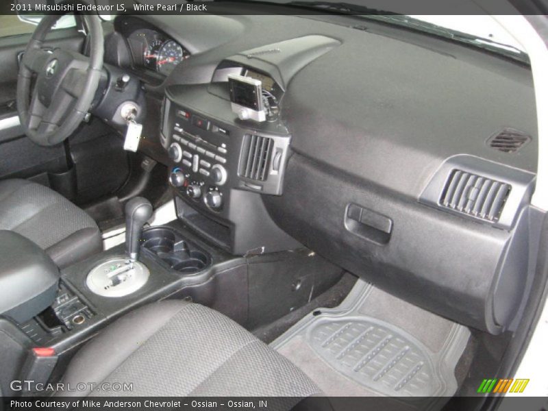White Pearl / Black 2011 Mitsubishi Endeavor LS