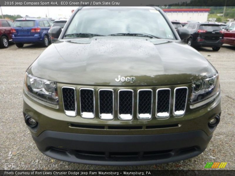 ECO Green Pearl / Dark Slate Gray 2016 Jeep Compass Sport 4x4