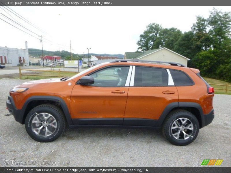  2016 Cherokee Trailhawk 4x4 Mango Tango Pearl