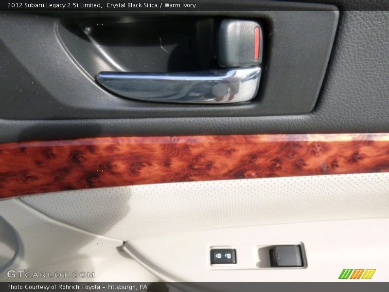 Crystal Black Silica / Warm Ivory 2012 Subaru Legacy 2.5i Limited