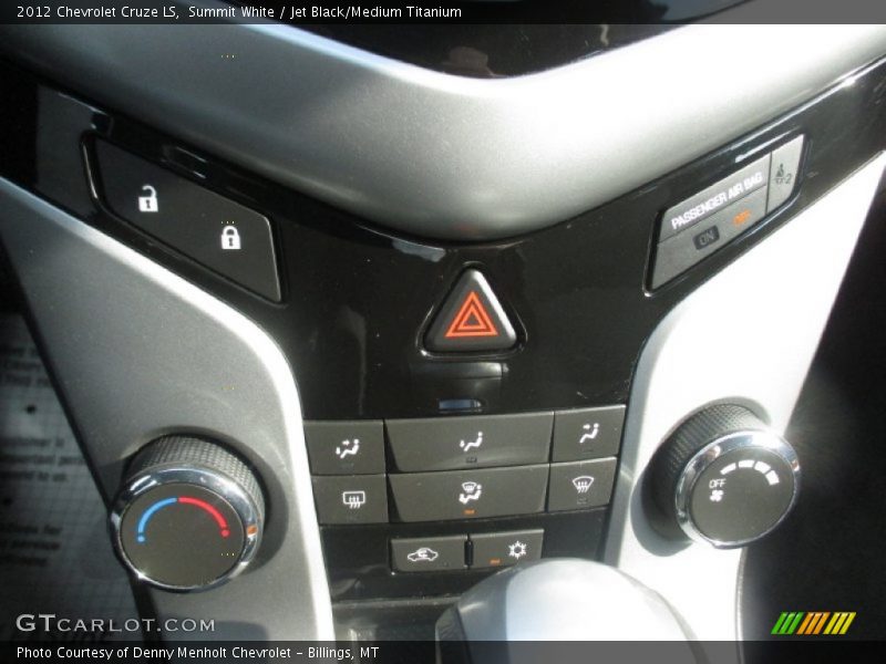 Summit White / Jet Black/Medium Titanium 2012 Chevrolet Cruze LS