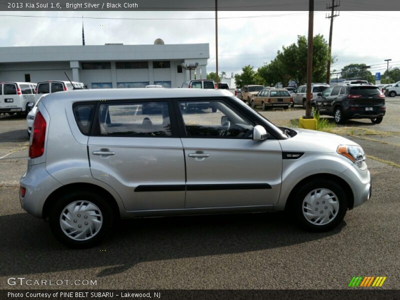 Bright Silver / Black Cloth 2013 Kia Soul 1.6