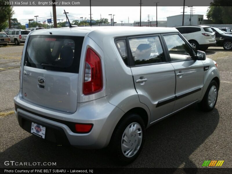 Bright Silver / Black Cloth 2013 Kia Soul 1.6