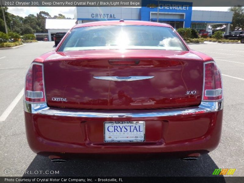 Deep Cherry Red Crystal Pearl / Black/Light Frost Beige 2012 Chrysler 300