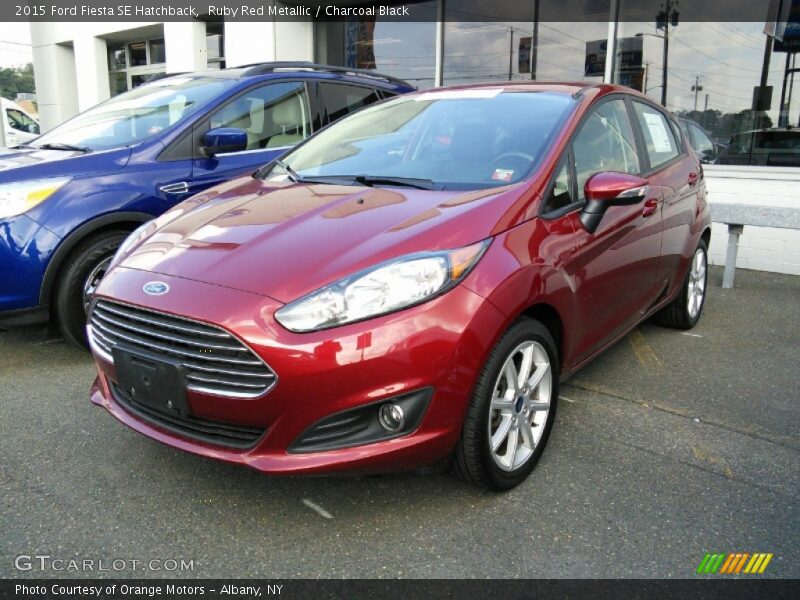 Ruby Red Metallic / Charcoal Black 2015 Ford Fiesta SE Hatchback