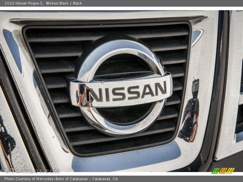 Wicked Black / Black 2010 Nissan Rogue S