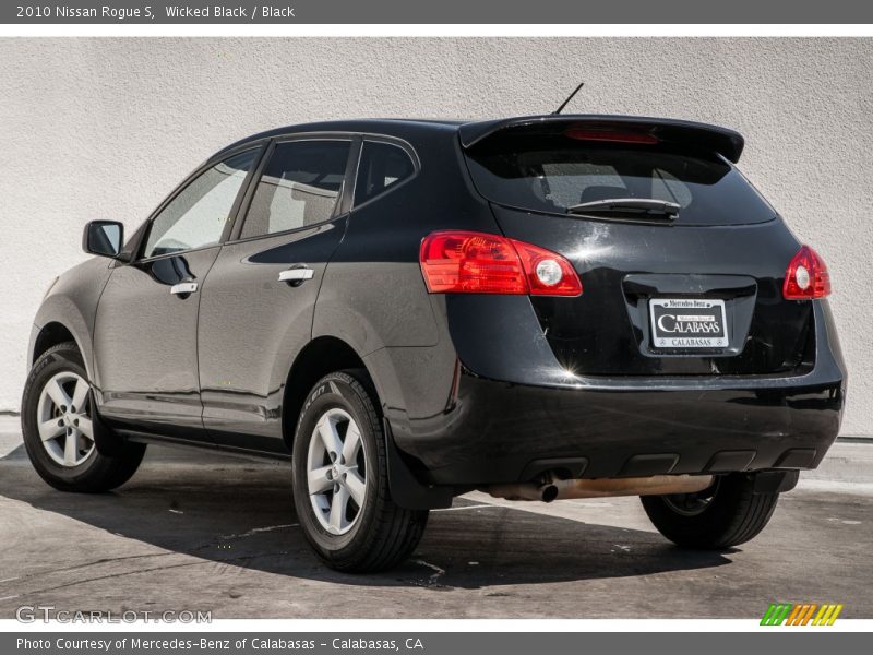Wicked Black / Black 2010 Nissan Rogue S