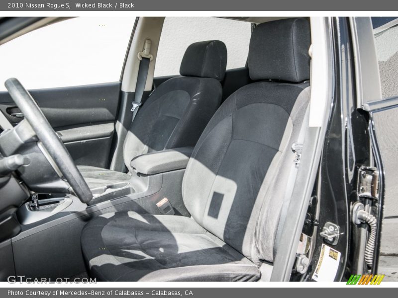 Wicked Black / Black 2010 Nissan Rogue S