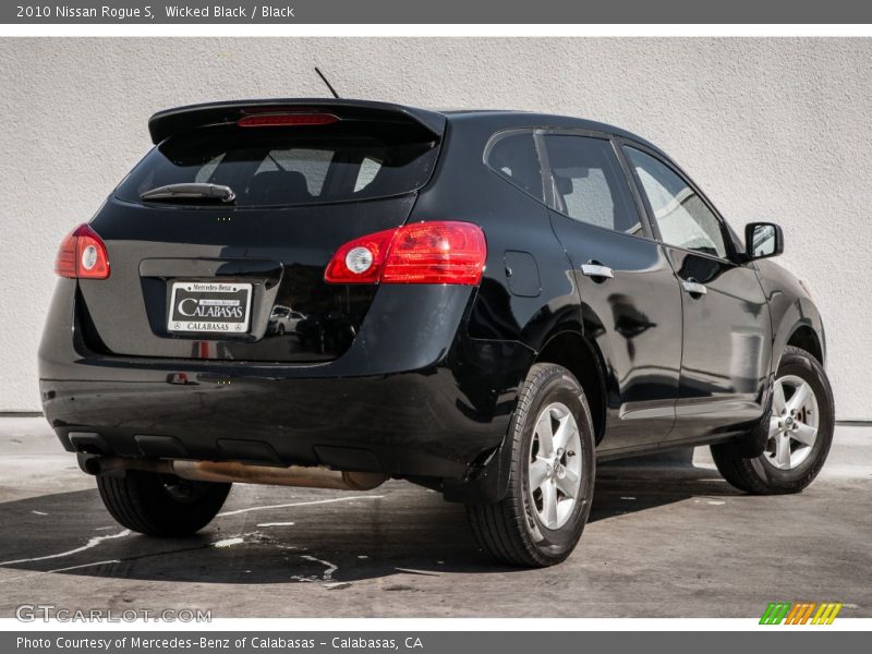 Wicked Black / Black 2010 Nissan Rogue S