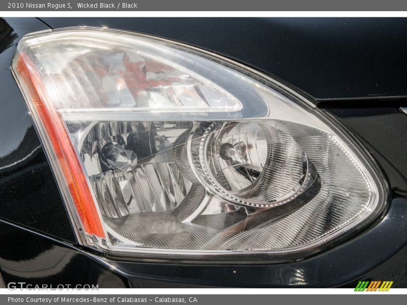 Wicked Black / Black 2010 Nissan Rogue S
