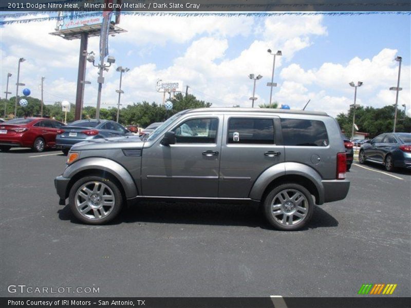 Mineral Gray Metallic / Dark Slate Gray 2011 Dodge Nitro Heat