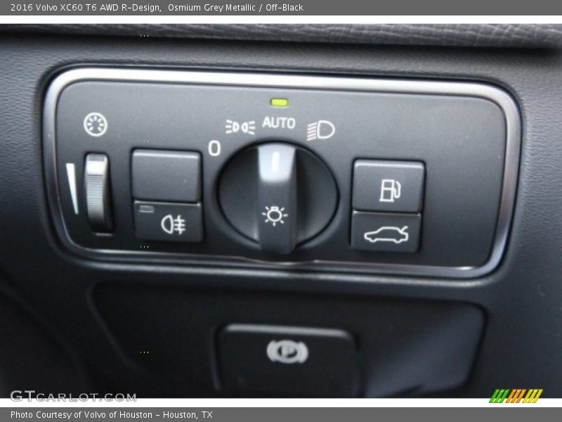 Controls of 2016 XC60 T6 AWD R-Design