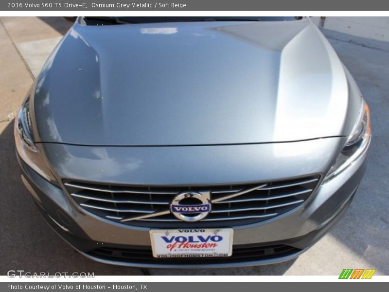 Osmium Grey Metallic / Soft Beige 2016 Volvo S60 T5 Drive-E