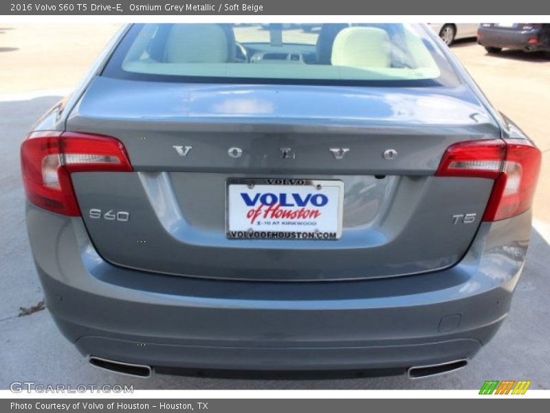 Osmium Grey Metallic / Soft Beige 2016 Volvo S60 T5 Drive-E