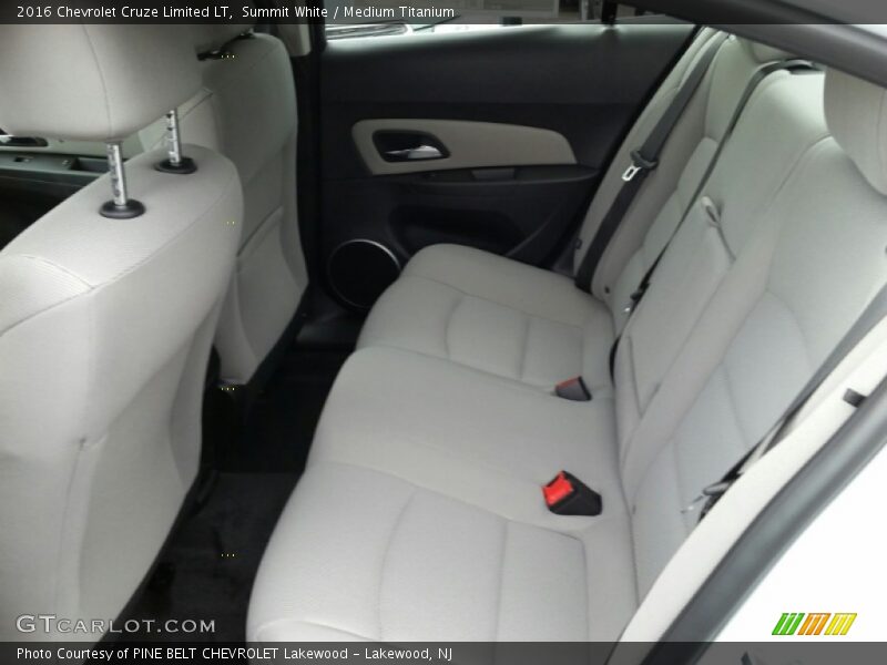 Summit White / Medium Titanium 2016 Chevrolet Cruze Limited LT
