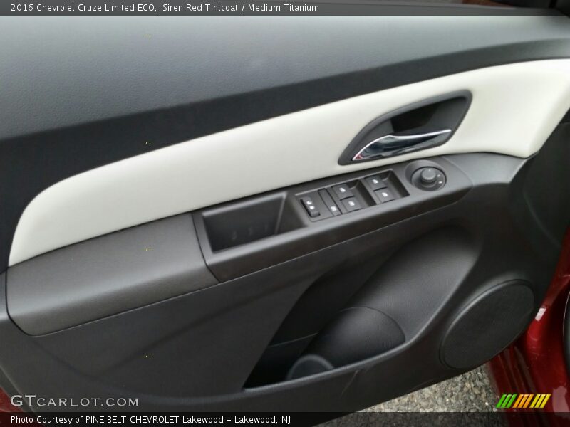 Siren Red Tintcoat / Medium Titanium 2016 Chevrolet Cruze Limited ECO