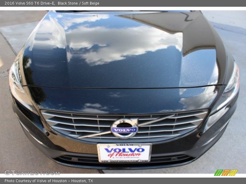 Black Stone / Soft Beige 2016 Volvo S60 T6 Drive-E