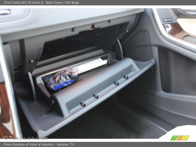 Black Stone / Soft Beige 2016 Volvo S60 T6 Drive-E