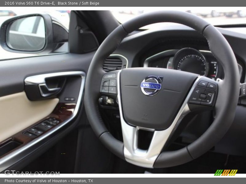  2016 S60 T6 Drive-E Steering Wheel