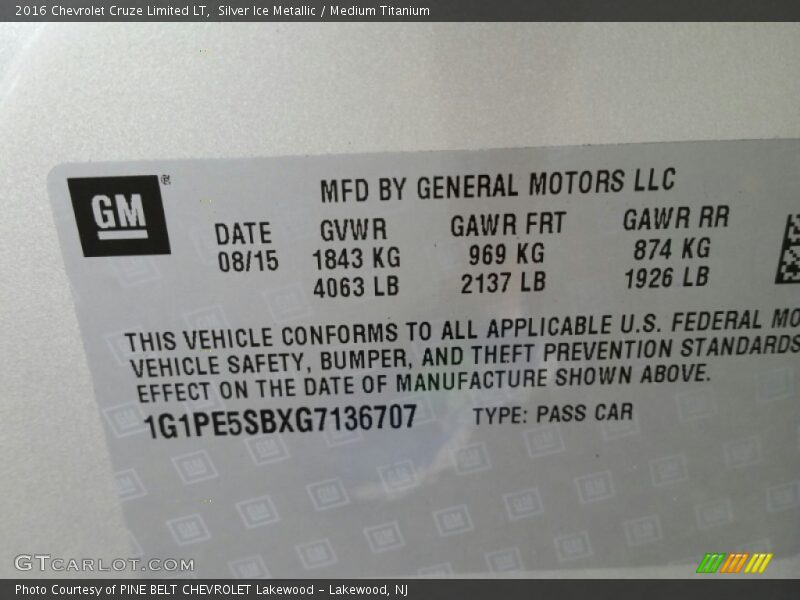 Silver Ice Metallic / Medium Titanium 2016 Chevrolet Cruze Limited LT