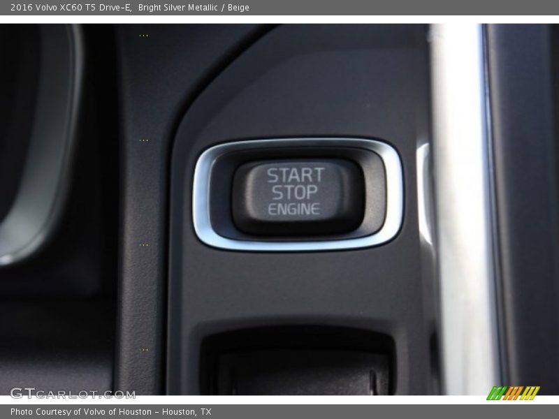 Bright Silver Metallic / Beige 2016 Volvo XC60 T5 Drive-E