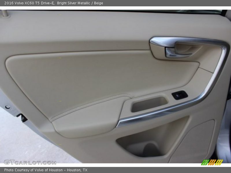 Bright Silver Metallic / Beige 2016 Volvo XC60 T5 Drive-E