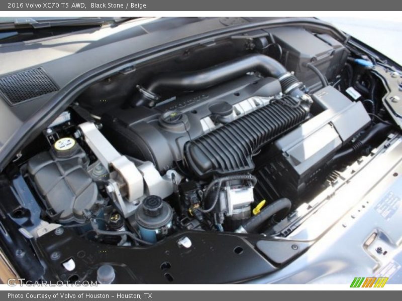  2016 XC70 T5 AWD Engine - 2.5 Liter Turbochargred DOHC 20-Valve VVT 5 Cylinder