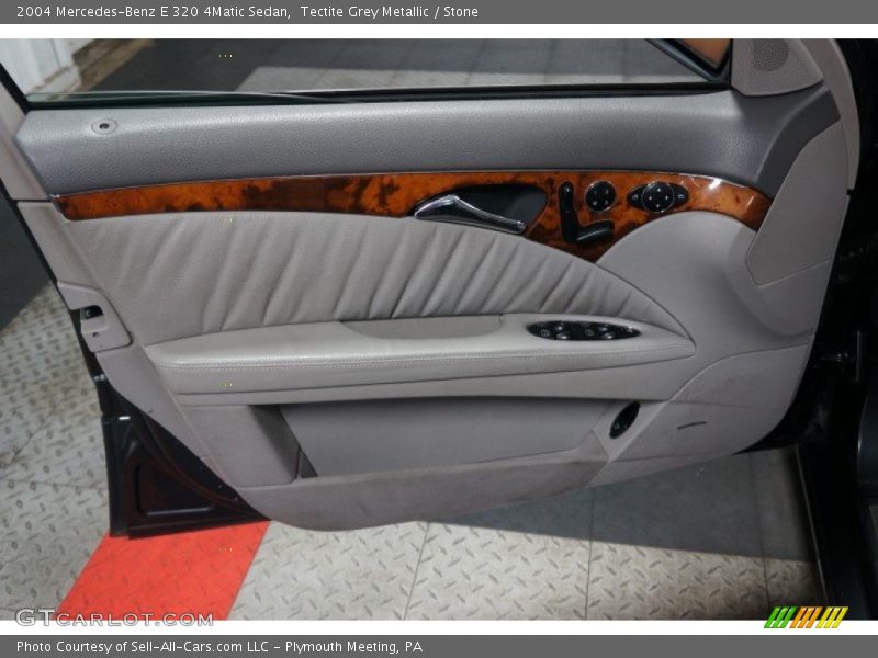 Tectite Grey Metallic / Stone 2004 Mercedes-Benz E 320 4Matic Sedan