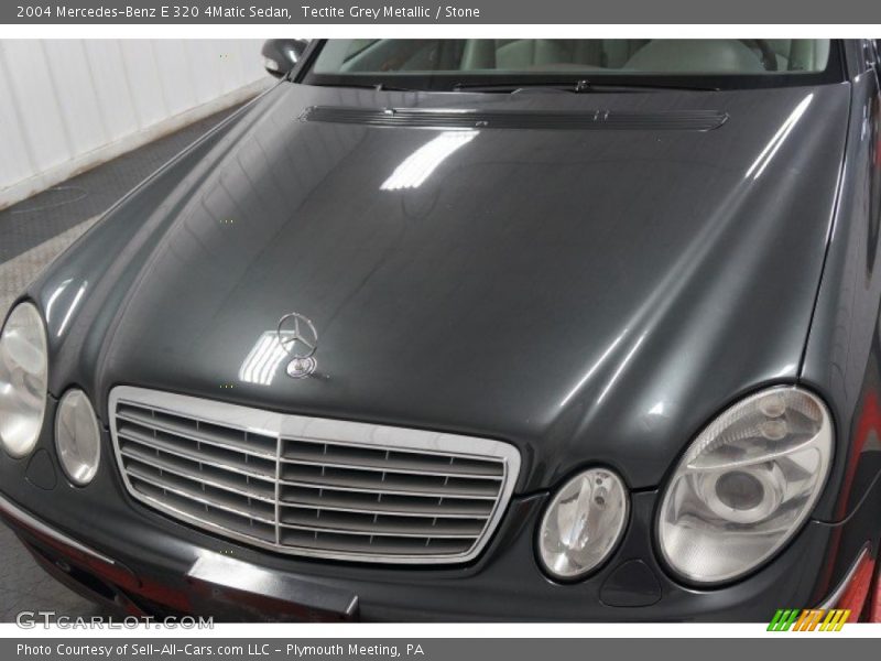 Tectite Grey Metallic / Stone 2004 Mercedes-Benz E 320 4Matic Sedan