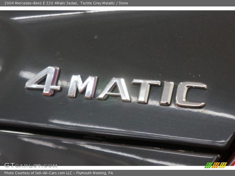  2004 E 320 4Matic Sedan Logo