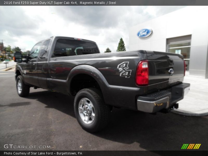 Magnetic Metallic / Steel 2016 Ford F250 Super Duty XLT Super Cab 4x4