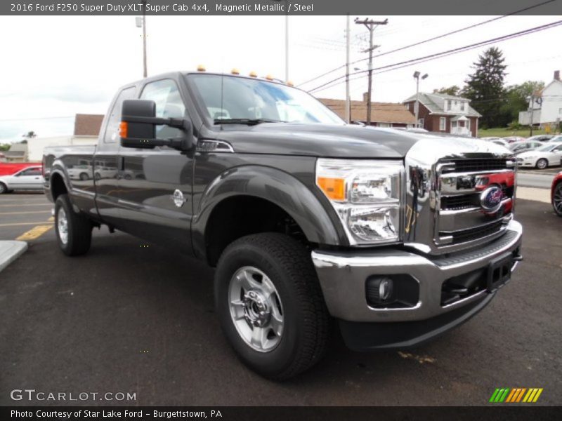 Magnetic Metallic / Steel 2016 Ford F250 Super Duty XLT Super Cab 4x4