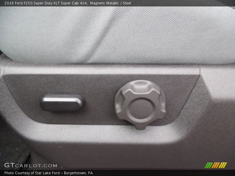 Magnetic Metallic / Steel 2016 Ford F250 Super Duty XLT Super Cab 4x4