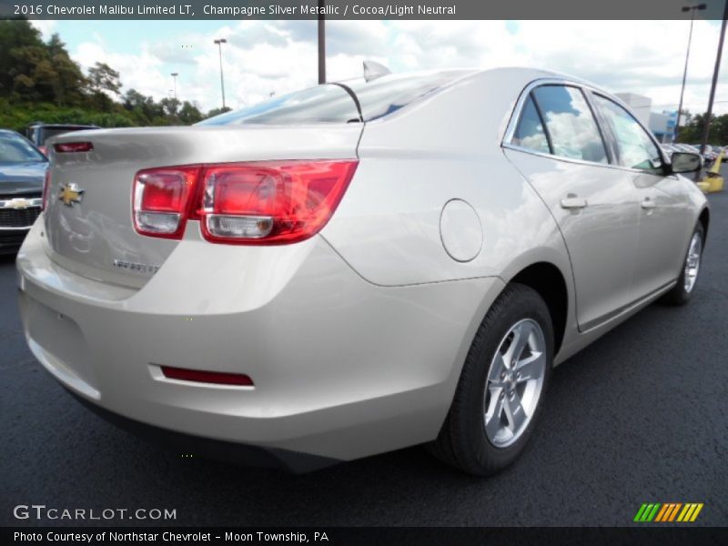 Champagne Silver Metallic / Cocoa/Light Neutral 2016 Chevrolet Malibu Limited LT