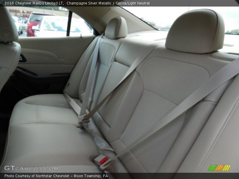 Champagne Silver Metallic / Cocoa/Light Neutral 2016 Chevrolet Malibu Limited LT