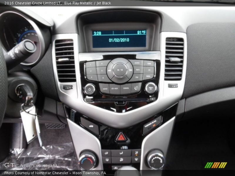 Blue Ray Metallic / Jet Black 2016 Chevrolet Cruze Limited LT