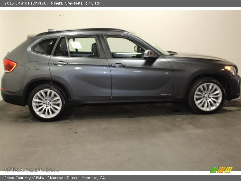 Mineral Grey Metallic / Black 2015 BMW X1 sDrive28i