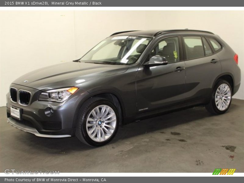 Mineral Grey Metallic / Black 2015 BMW X1 sDrive28i