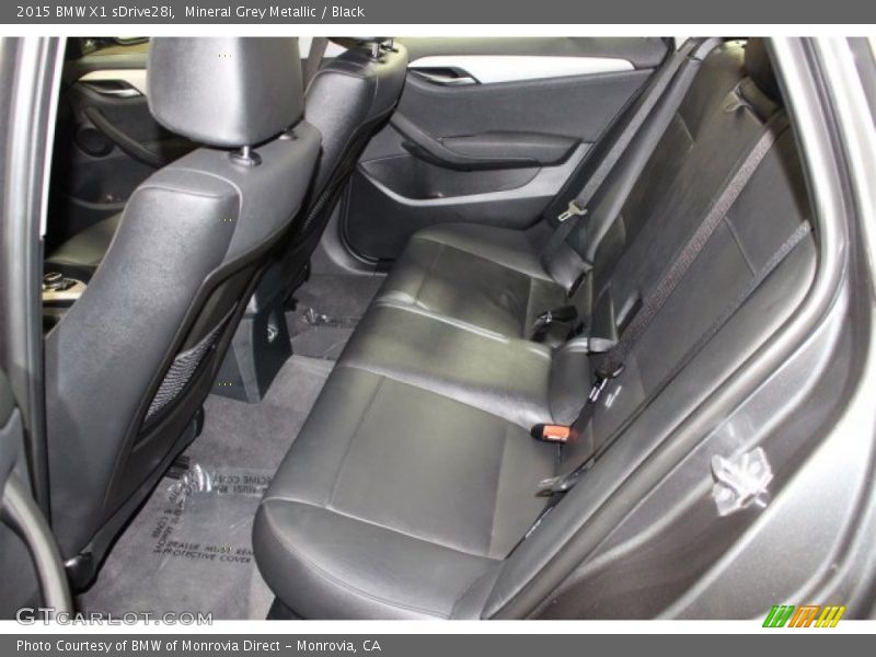 Mineral Grey Metallic / Black 2015 BMW X1 sDrive28i