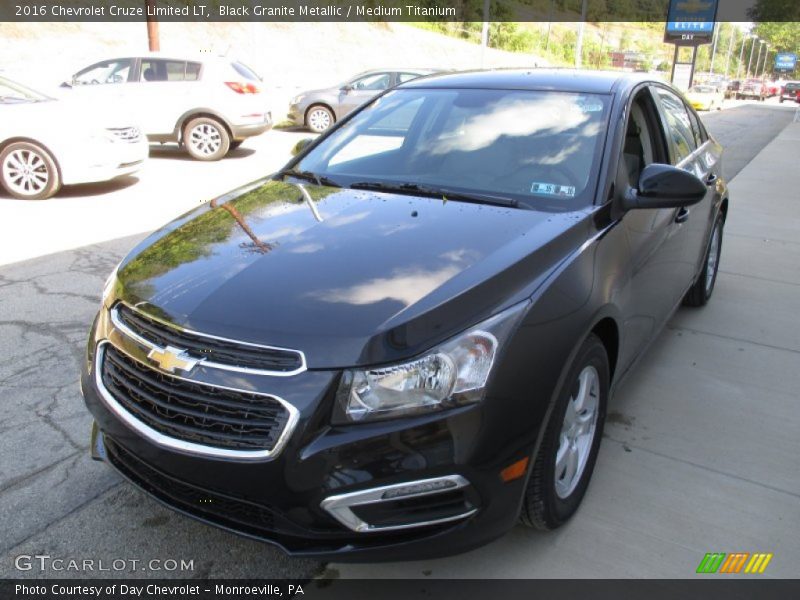 Black Granite Metallic / Medium Titanium 2016 Chevrolet Cruze Limited LT